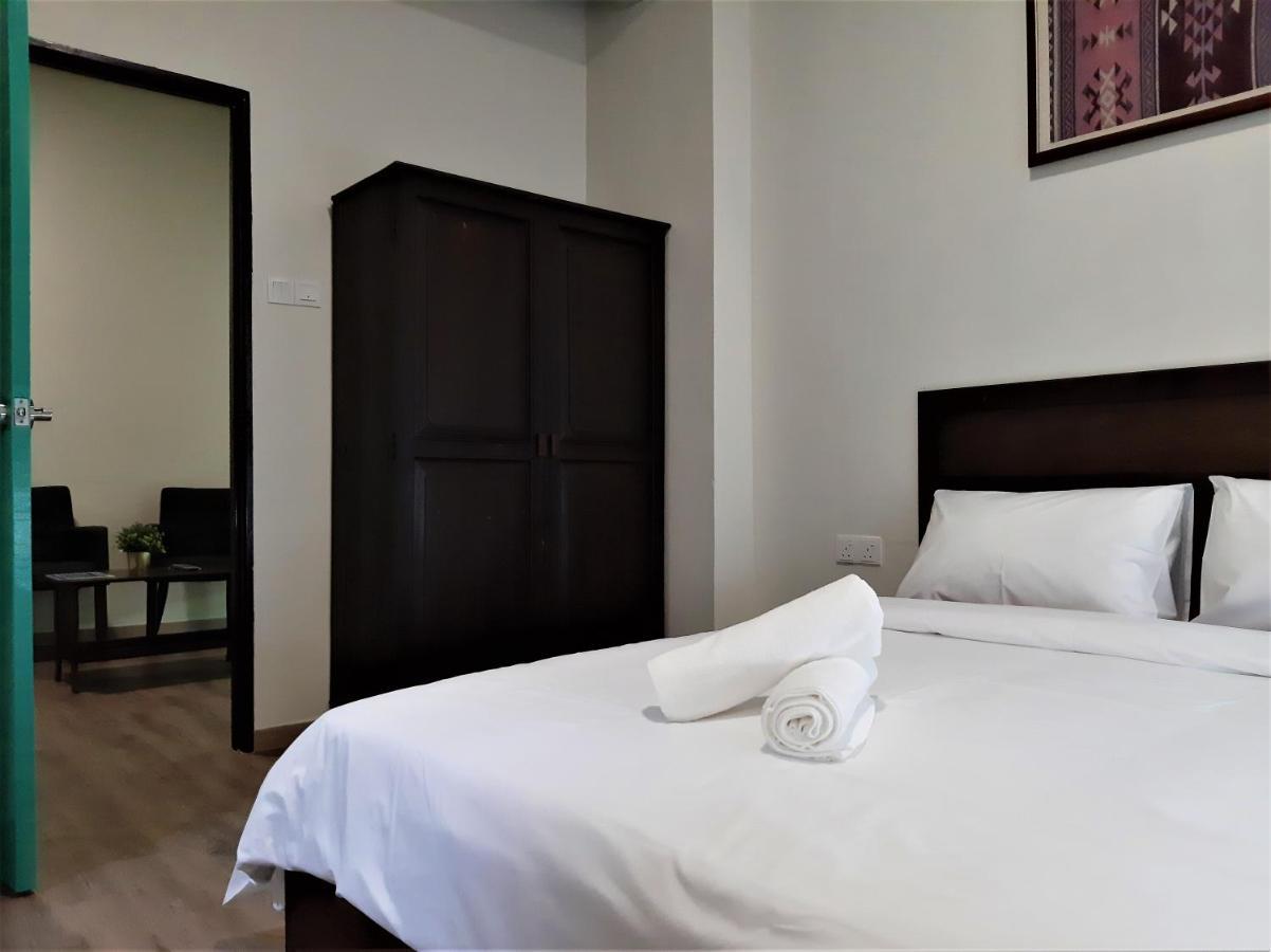 Blue Eyes Hotel Kepala Batas  Extérieur photo
